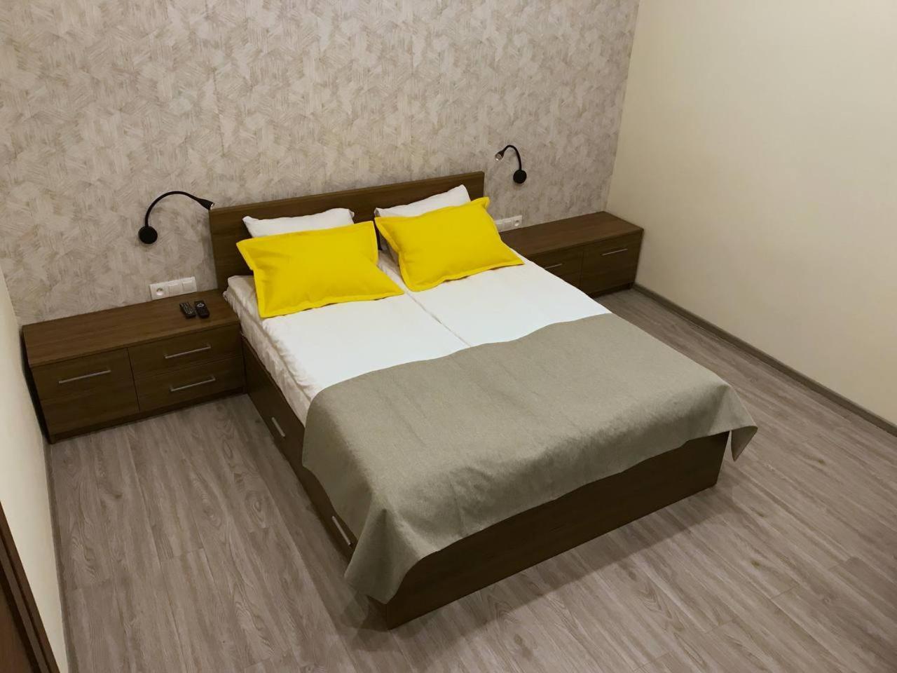 Апартаменти На Площі Ринок 12 Lviv Exterior photo